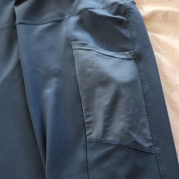 Navy blue Yoga/workout pants - Picture 3 of 8
